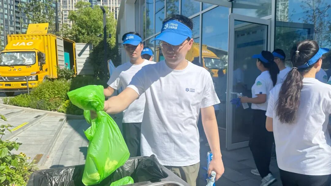 真公益 | 这抹云锐蓝，才是夏日心动“多巴胺”