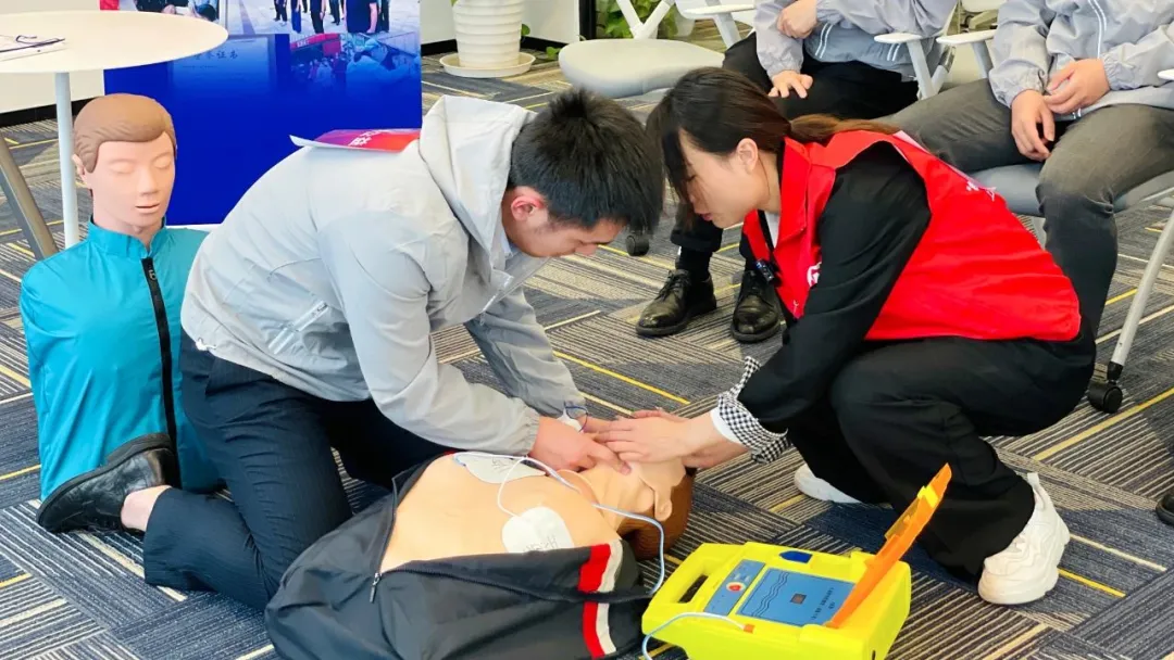 年度公益奖 | 穿越五年、数万小时的旅程