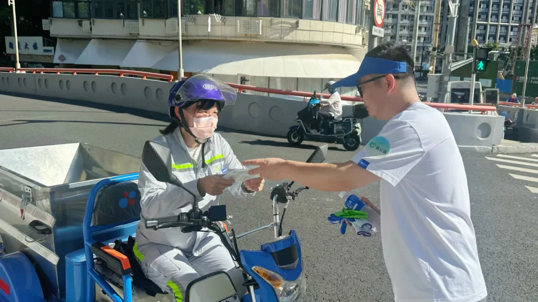 年度公益奖 | 穿越五年、数万小时的旅程