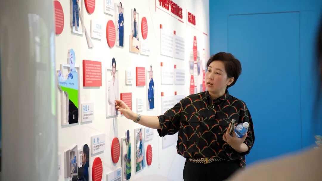 真公益 | 这抹云锐蓝，才是夏日心动“多巴胺”