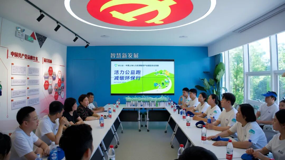 真公益 | 这抹云锐蓝，才是夏日心动“多巴胺”